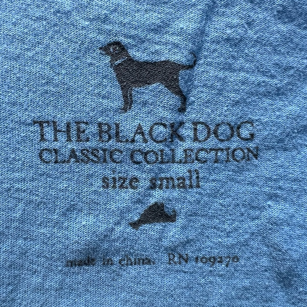 The Black Dog Martha's Vineyard Men's Small Blue Two Sided Graphic T-Shirt - Picture 5 of 6